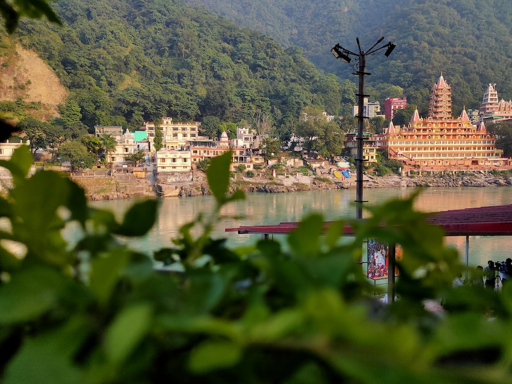 Jolly grant airport to rishikesh Taxi Service